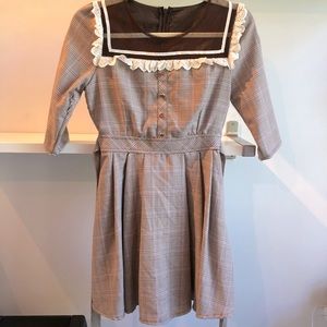 Liz Lisa Plaid Lace Collar Dress in Brown